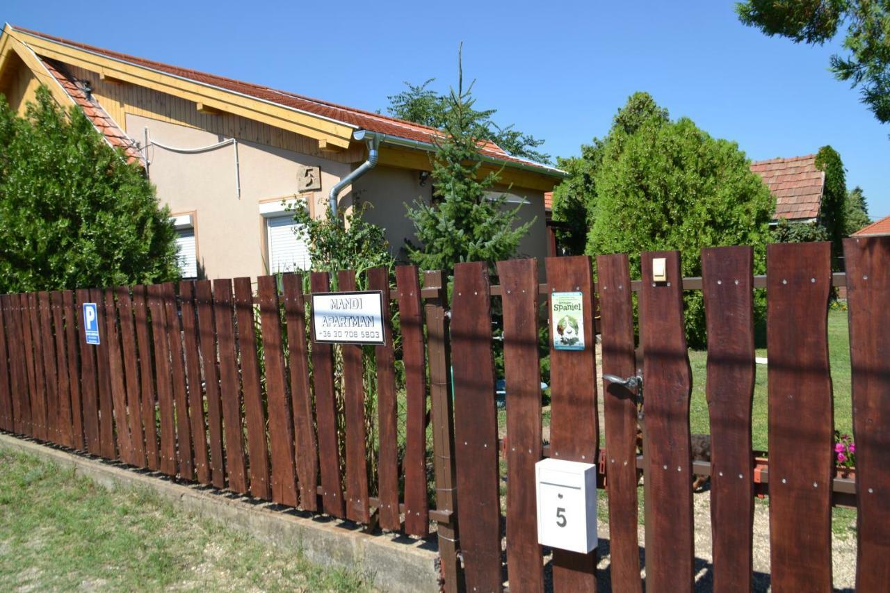 Mandi Apartman Veresegyház Zewnętrze zdjęcie